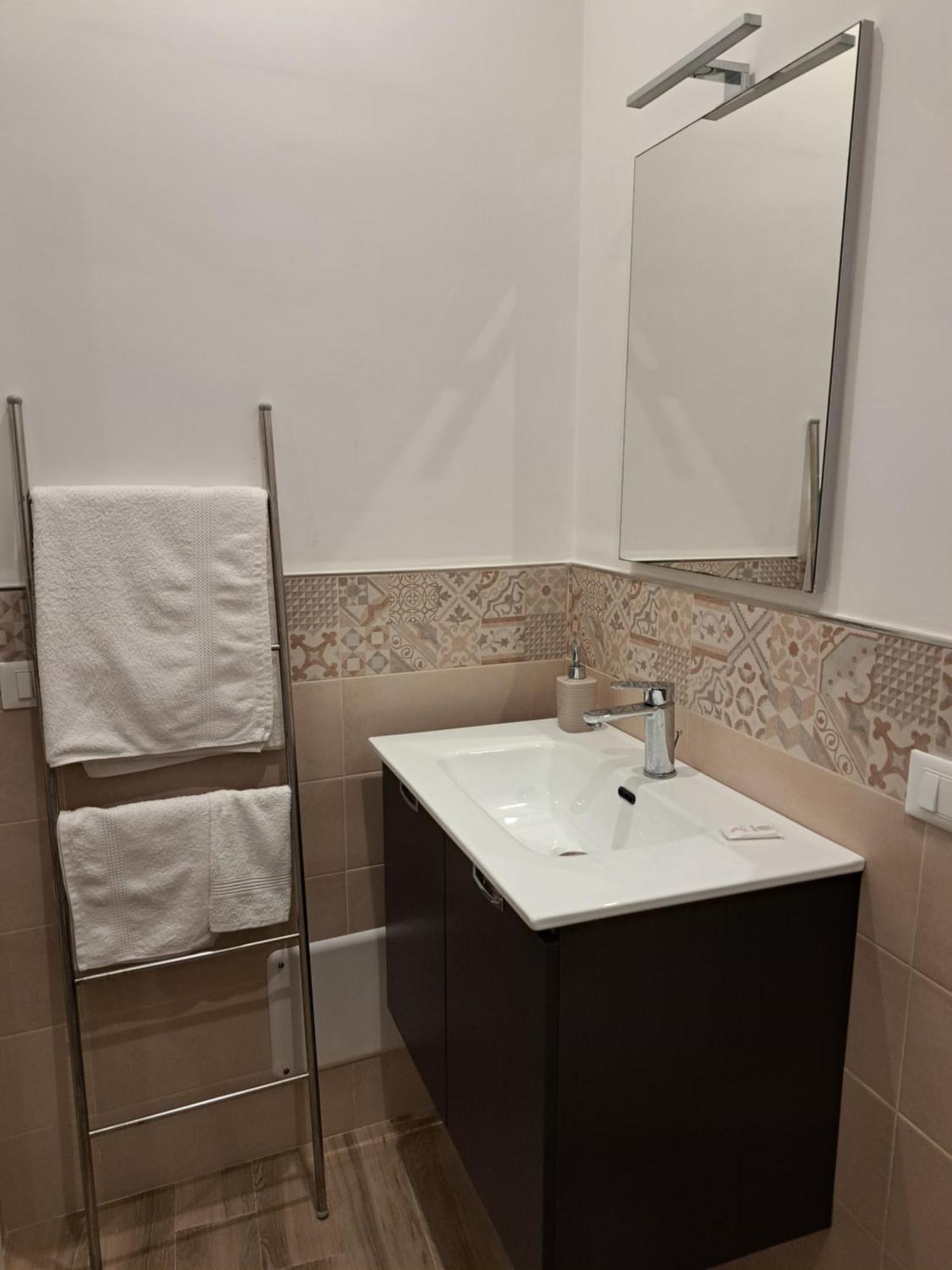 Immacolatella Guest House Palermo Esterno foto