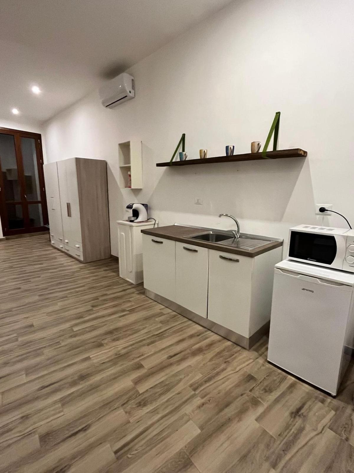 Immacolatella Guest House Palermo Esterno foto